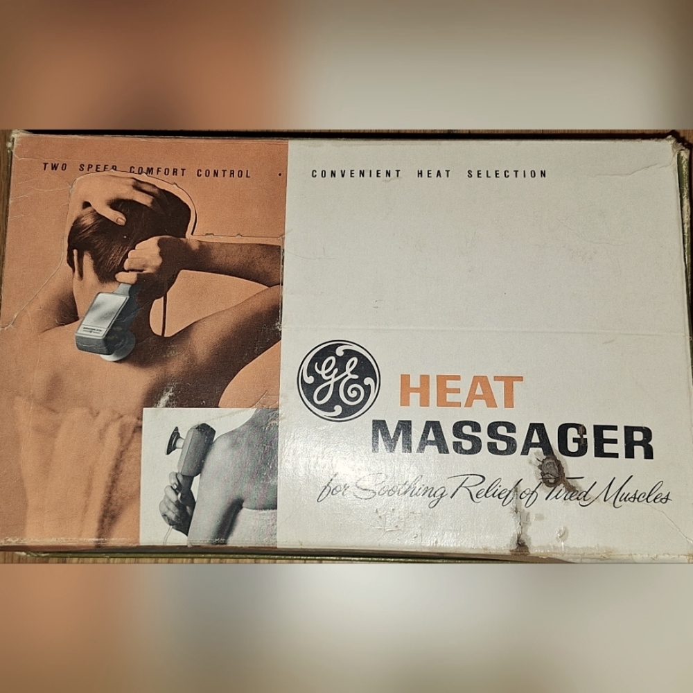GE Vintage Heat MASSAGER General Electric 2 Speed MR-2 With 4 Attachments Box